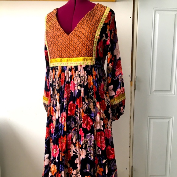 Boho flow dress like new - Picture 1 of 9